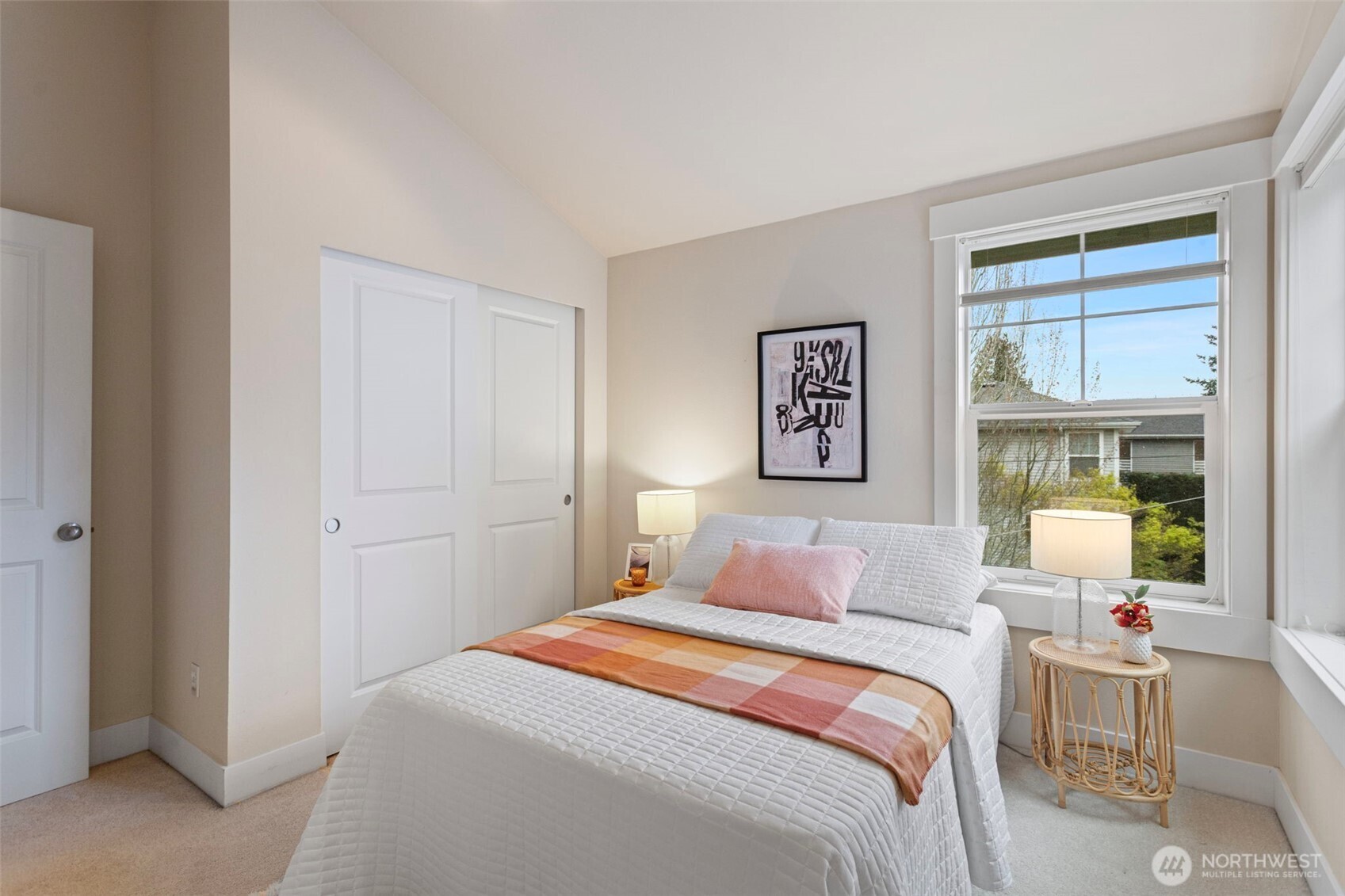 9501 Interlake Avenue N, Seattle, WA 98103