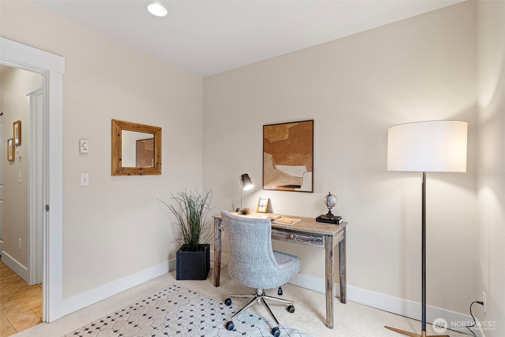 9501 Interlake Avenue N, Seattle, WA 98103