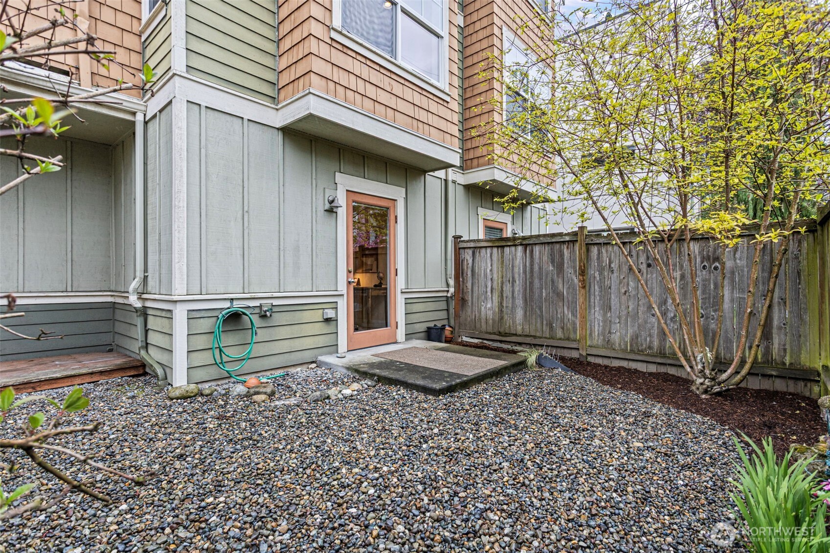 9501 Interlake Avenue N, Seattle, WA 98103