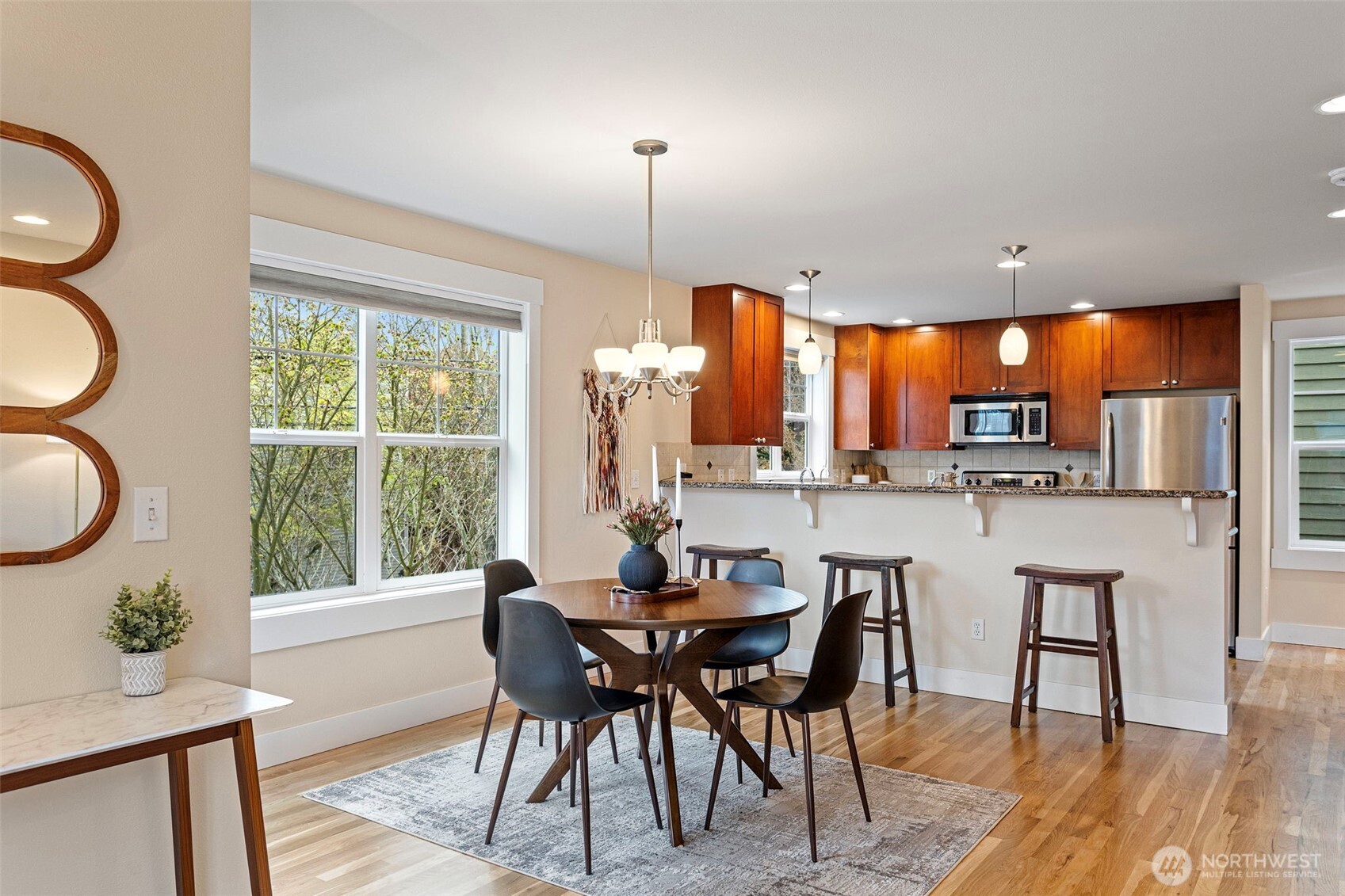 9501 Interlake Avenue N, Seattle, WA 98103