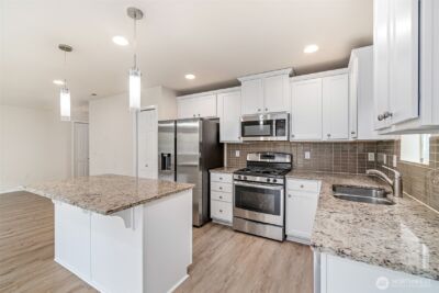 412 201 Street SW, Lynnwood, WA 98036 - Photo 6
