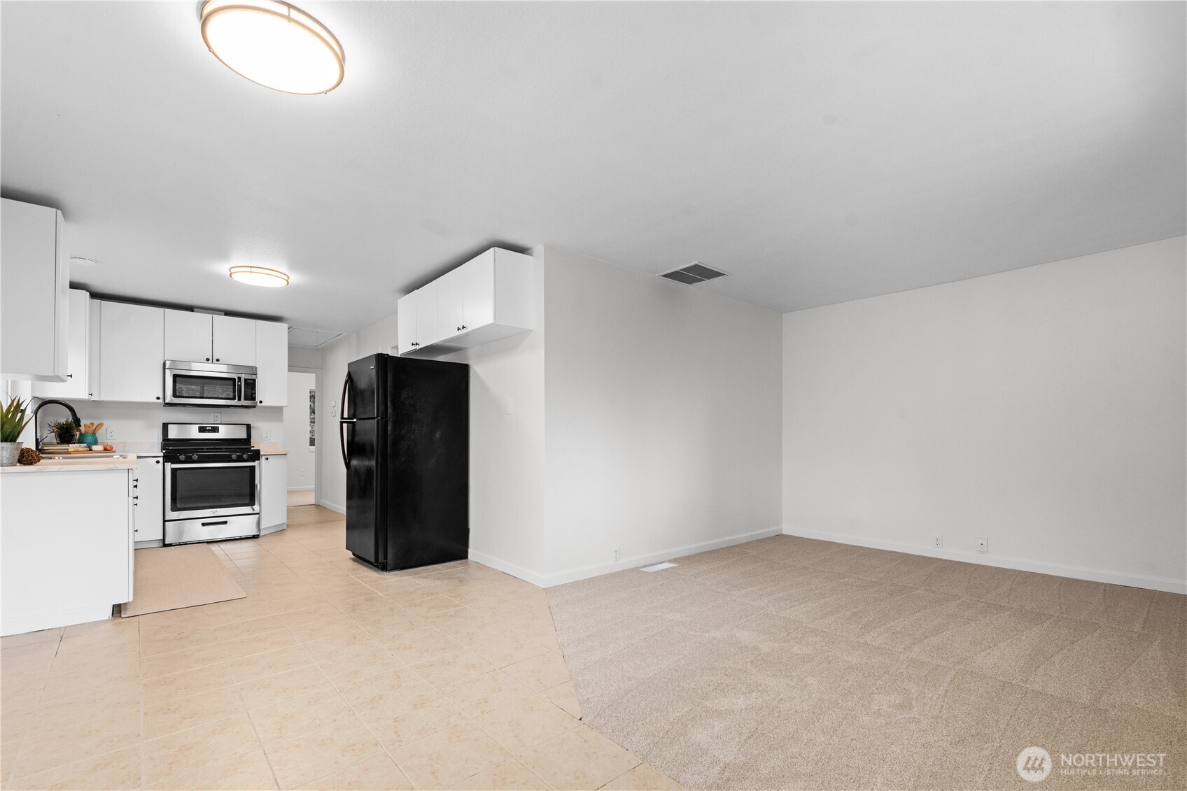 7552 21st Avenue SW, Seattle, WA 98106