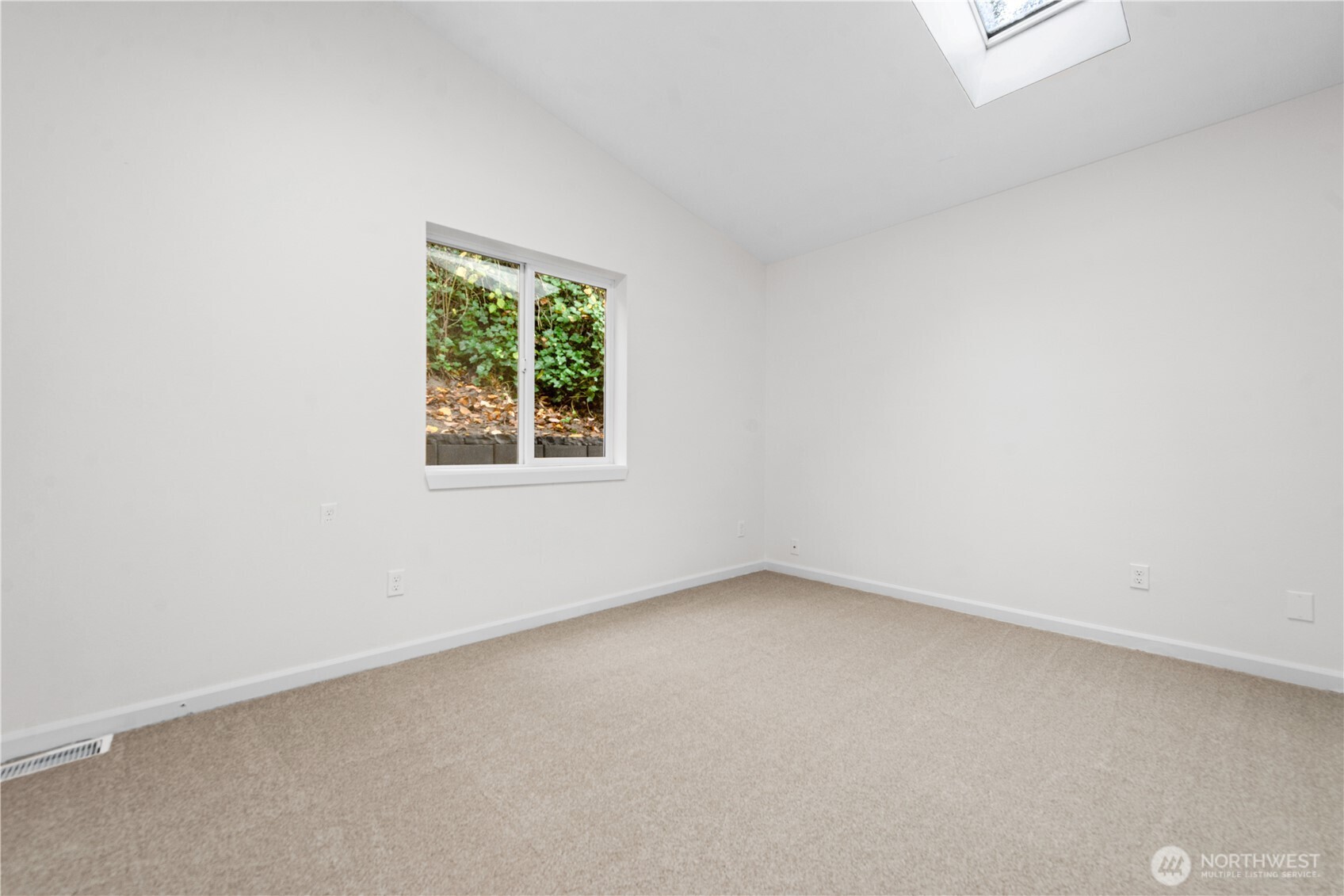 7552 21st Avenue SW, Seattle, WA 98106