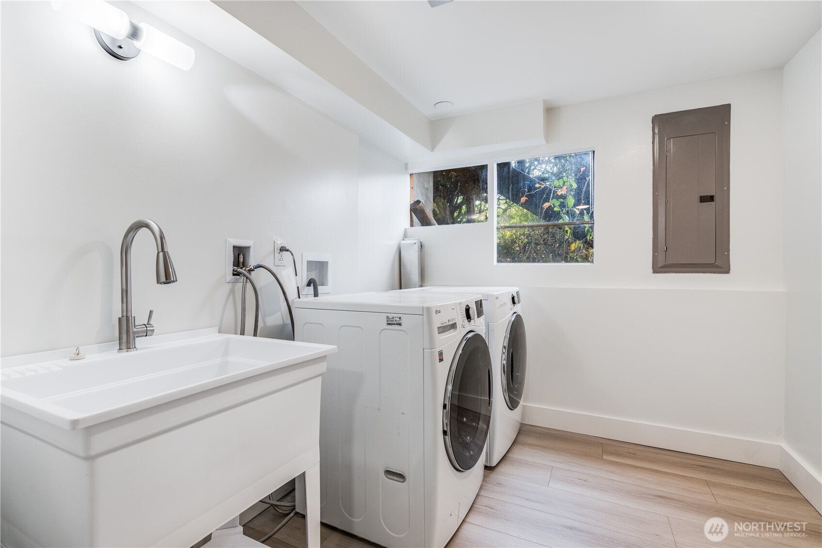 4921 50th Avenue S, Seattle, WA 98118