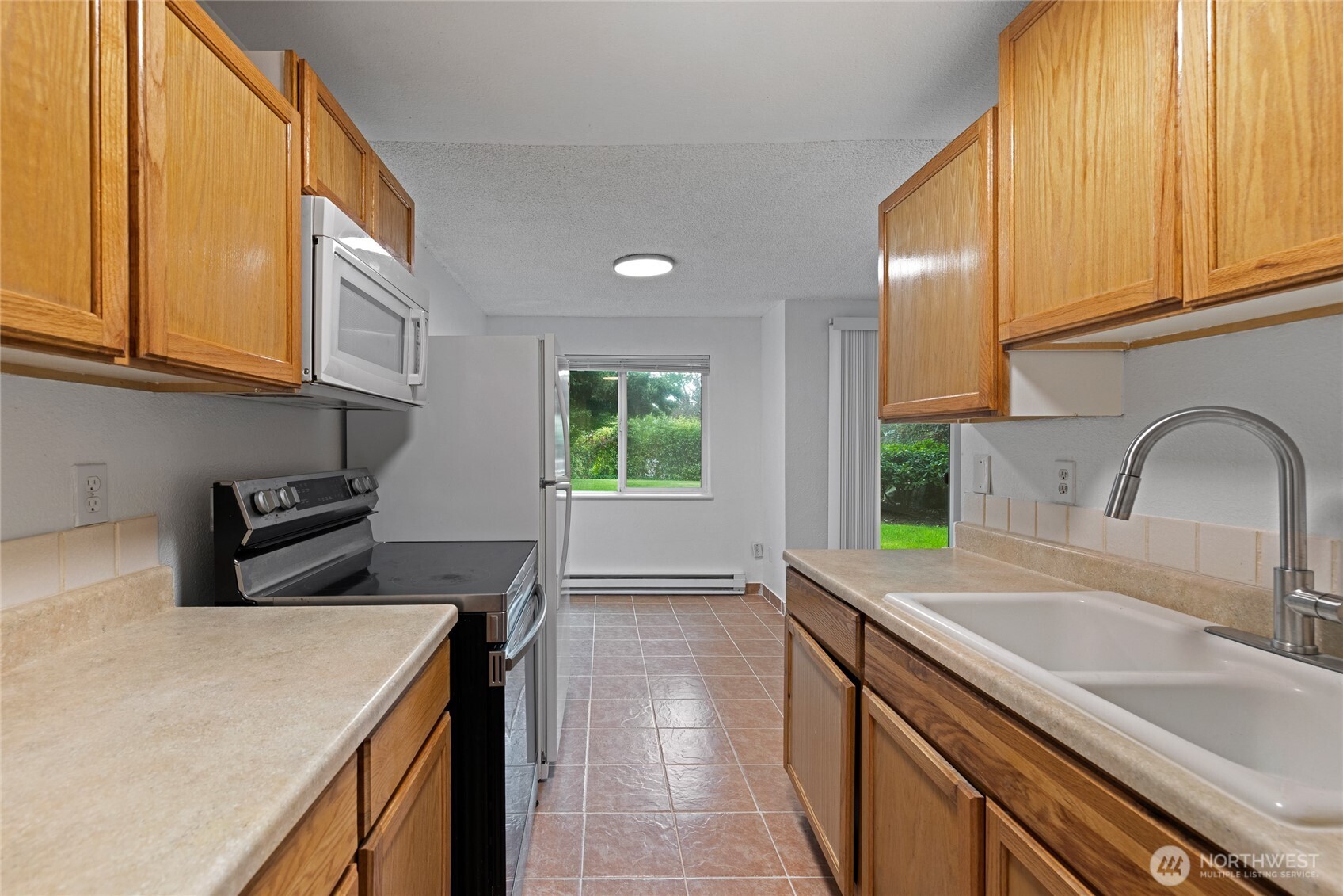 15280 MacAdam Road S #E-101, Seattle, WA 98188