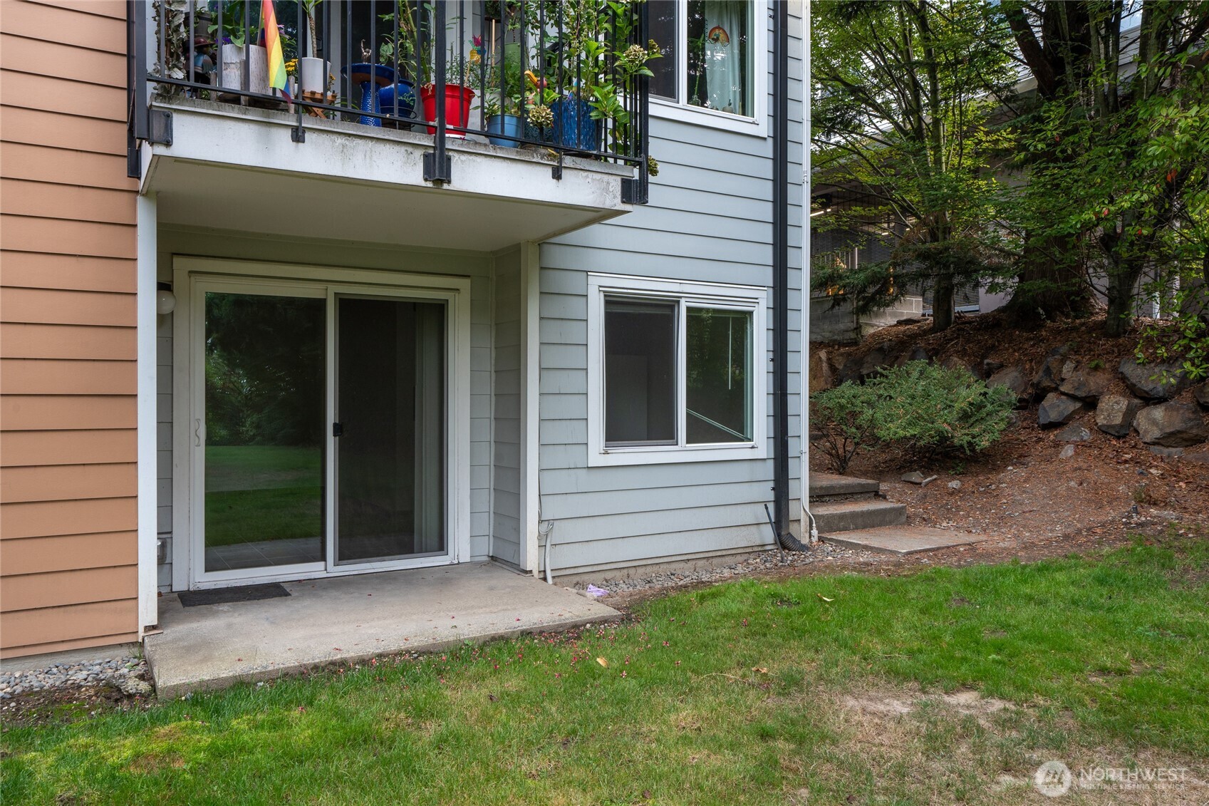 15280 MacAdam Road S #E-101, Seattle, WA 98188