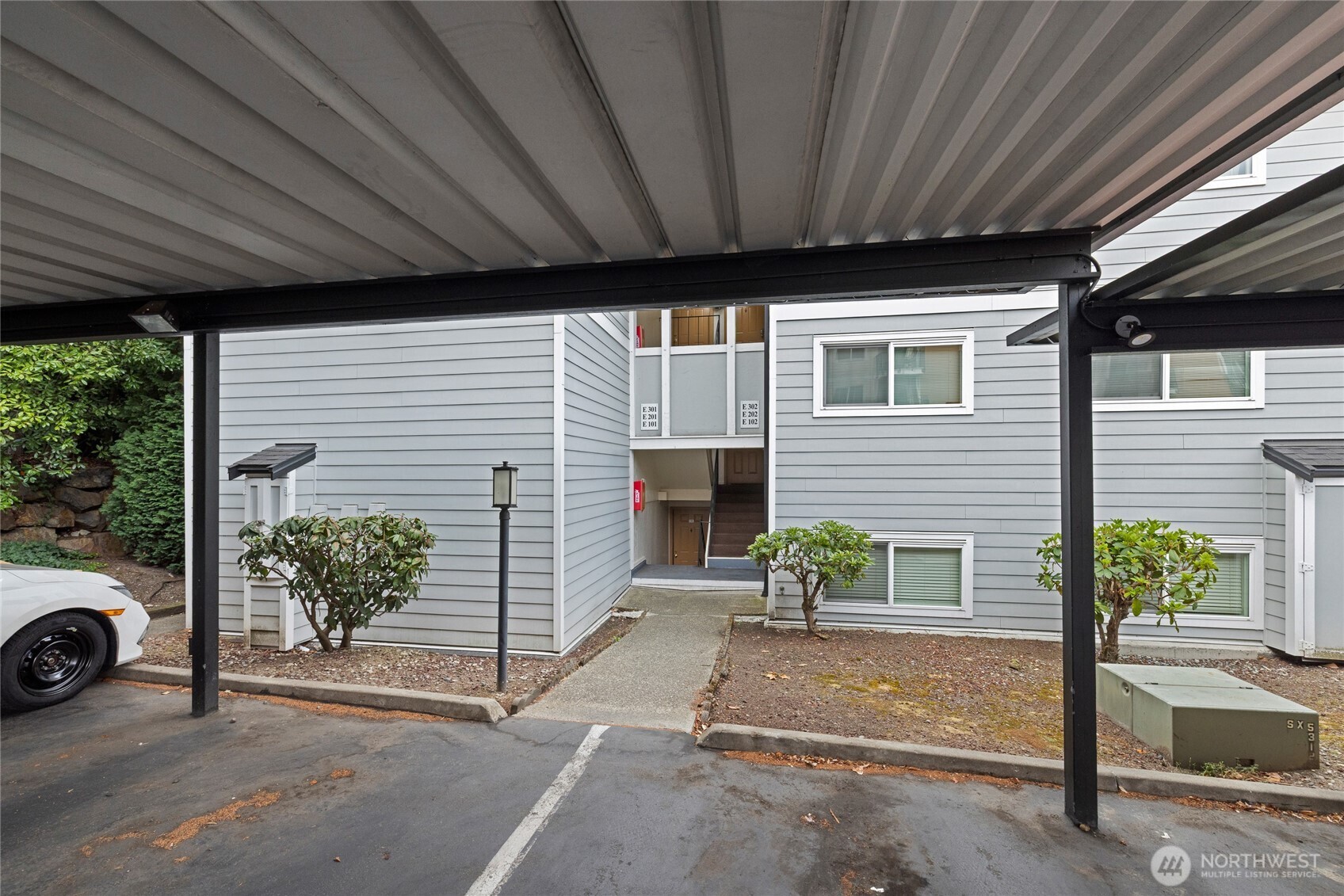 15280 MacAdam Road S #E-101, Seattle, WA 98188