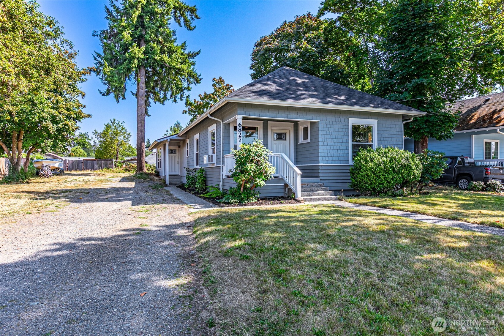 6827 S Thompson Avenue , Tacoma, WA 98408