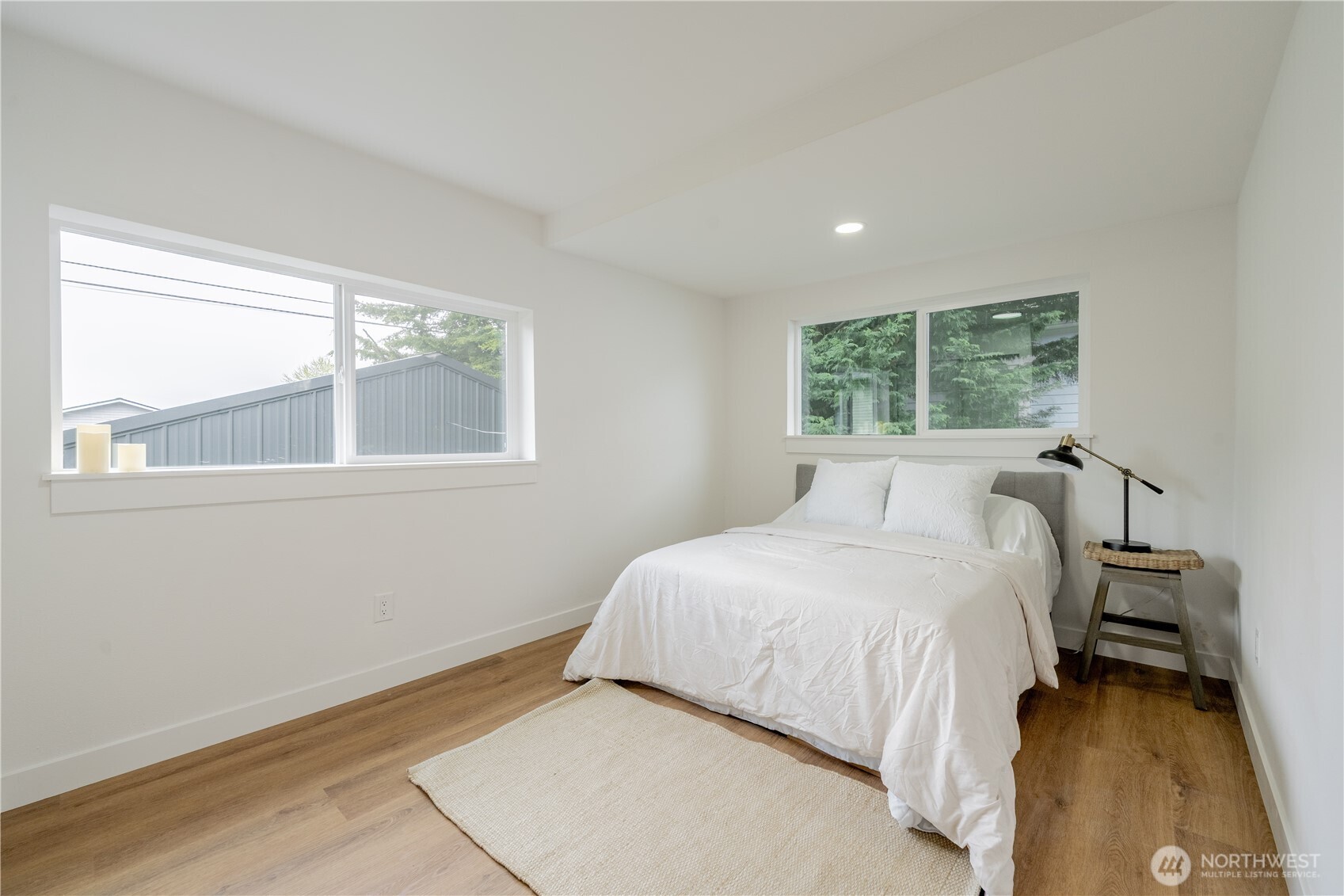 1315 E Marine View Drive , Everett, WA 98201-1933