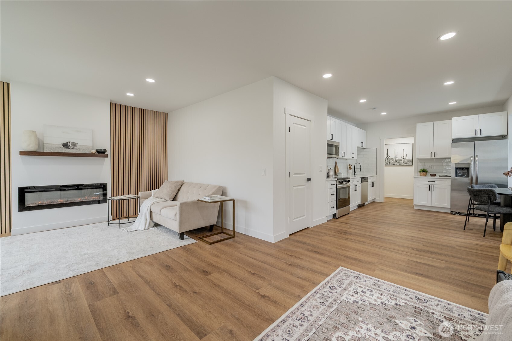 1315 E Marine View Drive , Everett, WA 98201-1933