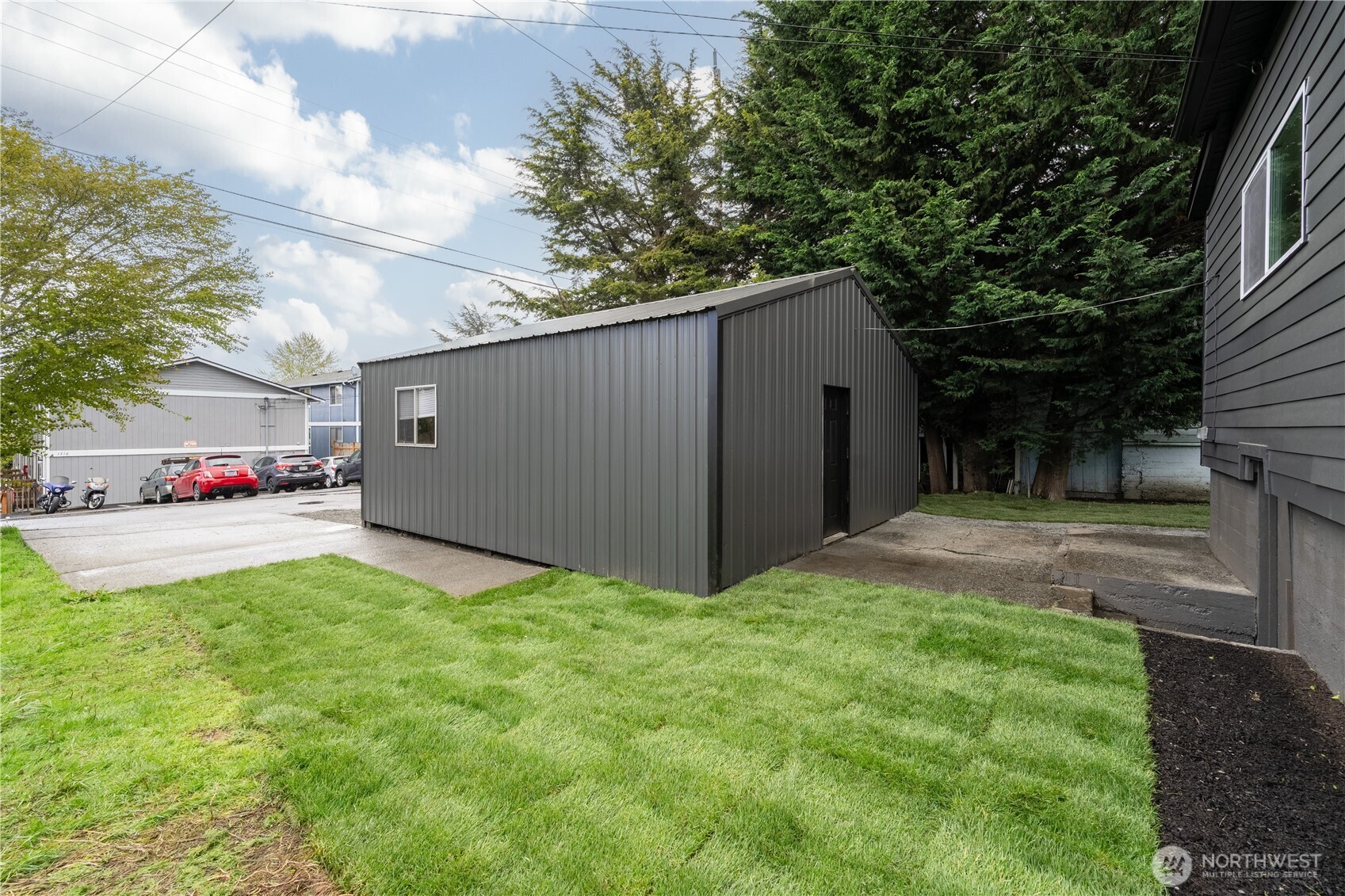1315 E Marine View Drive , Everett, WA 98201-1933