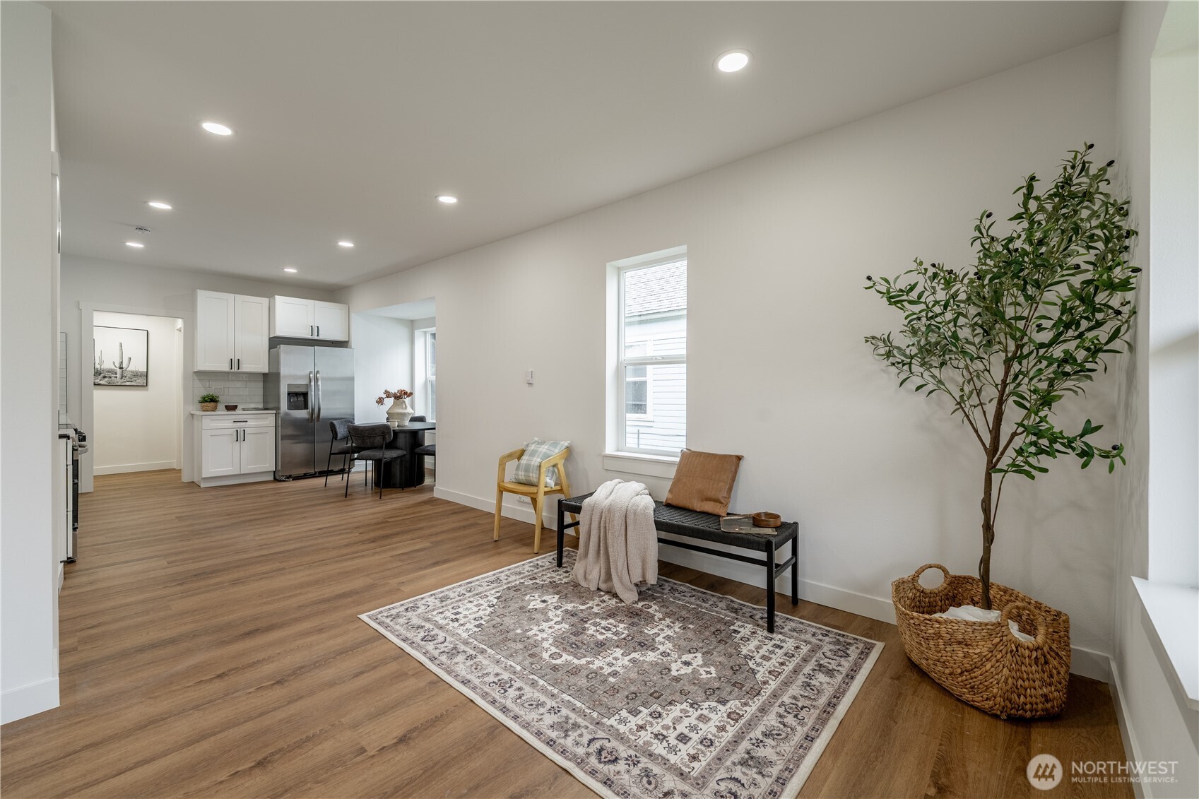 1315 E Marine View Drive , Everett, WA 98201-1933