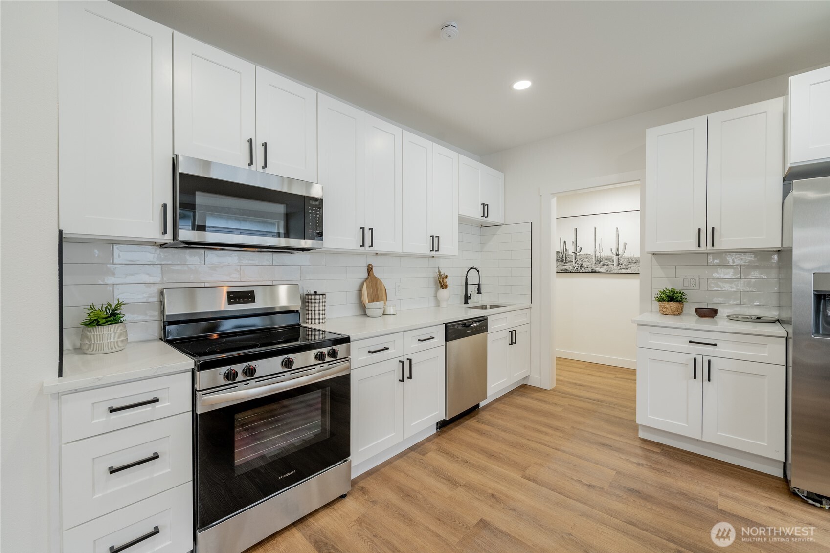 1315 E Marine View Drive , Everett, WA 98201-1933
