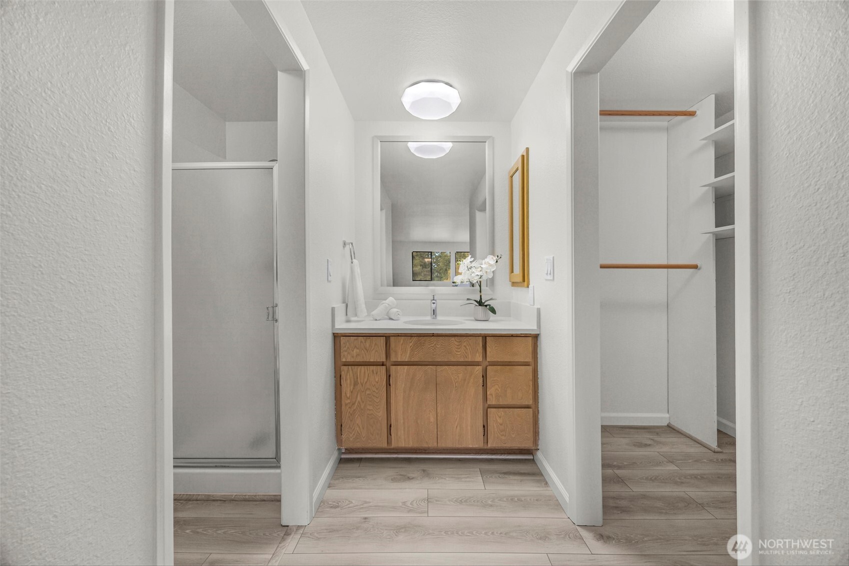 8909 55th Place W, Mukilteo, WA 98275