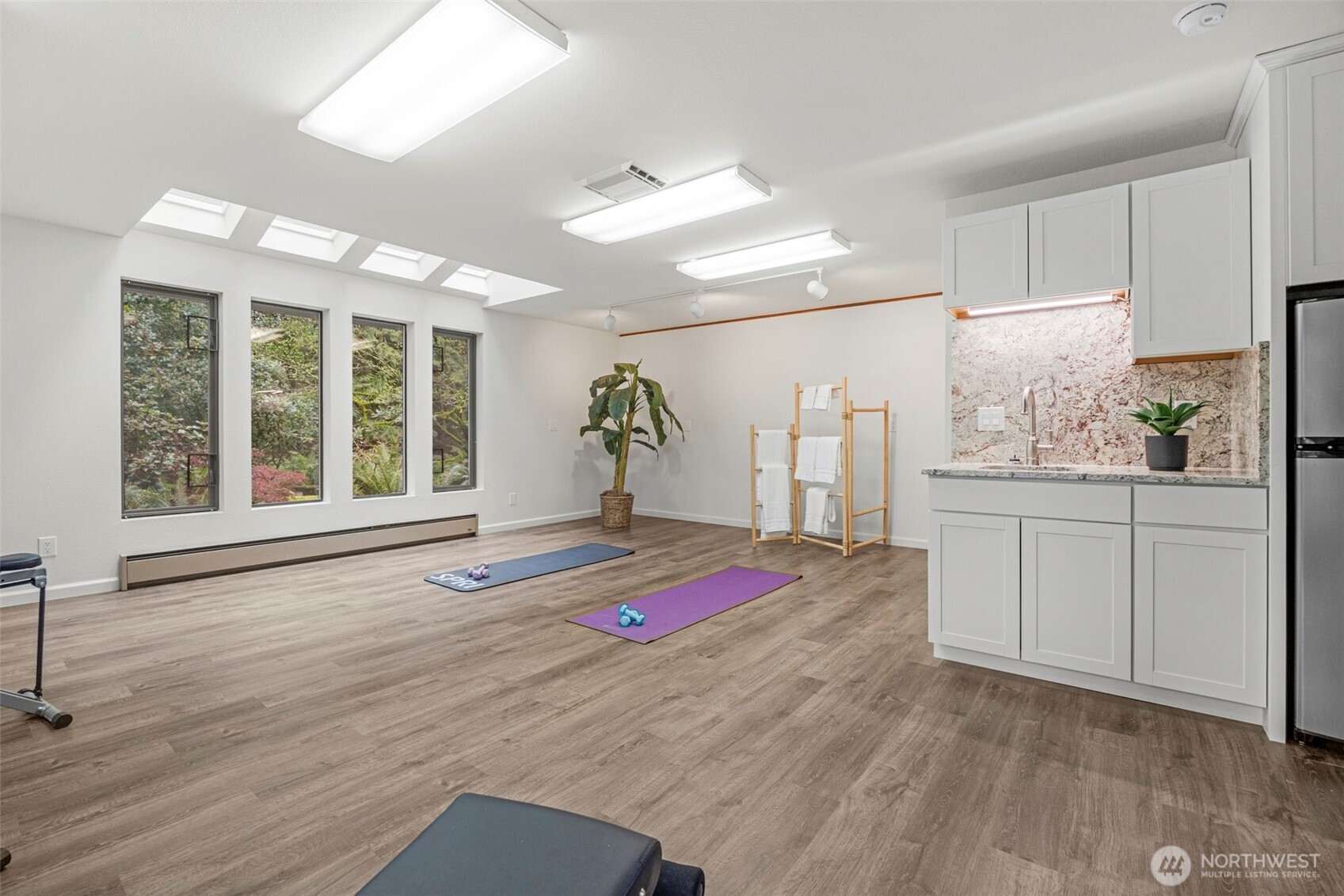 8909 55th Place W, Mukilteo, WA 98275
