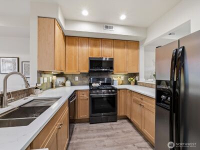 12701 SE 41st Place #316, Bellevue, WA 98006 - Photo 11