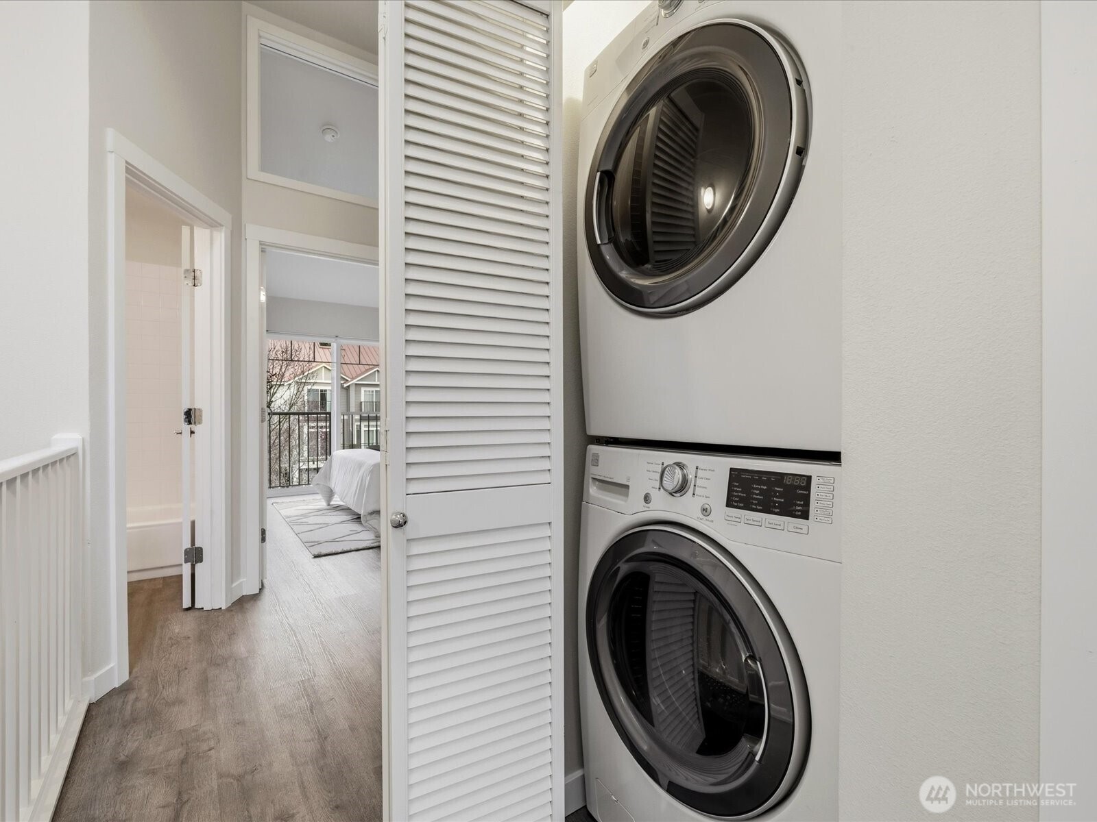 12701 SE 41st Place #316, Bellevue, WA 98006