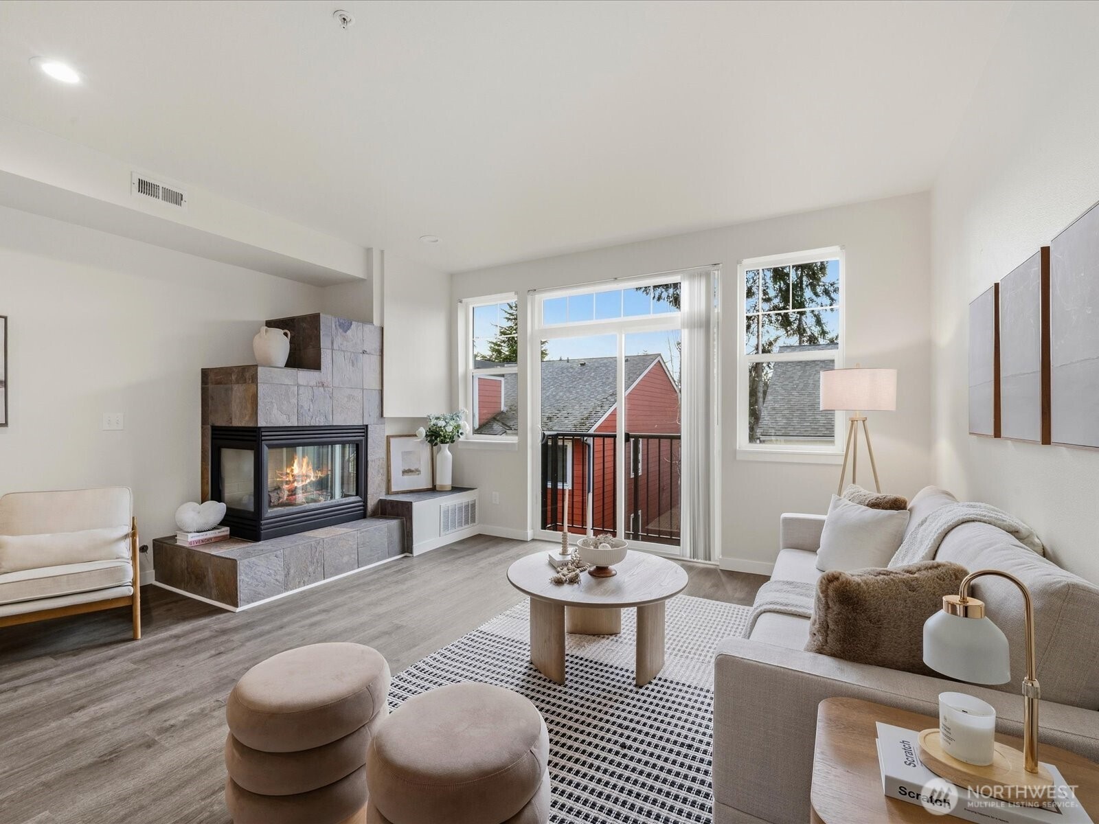 12701 SE 41st Place #316, Bellevue, WA 98006
