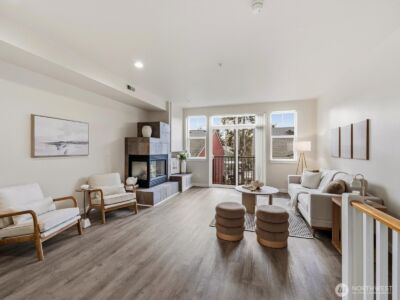 12701 SE 41st Place #316, Bellevue, WA 98006 - Photo 9