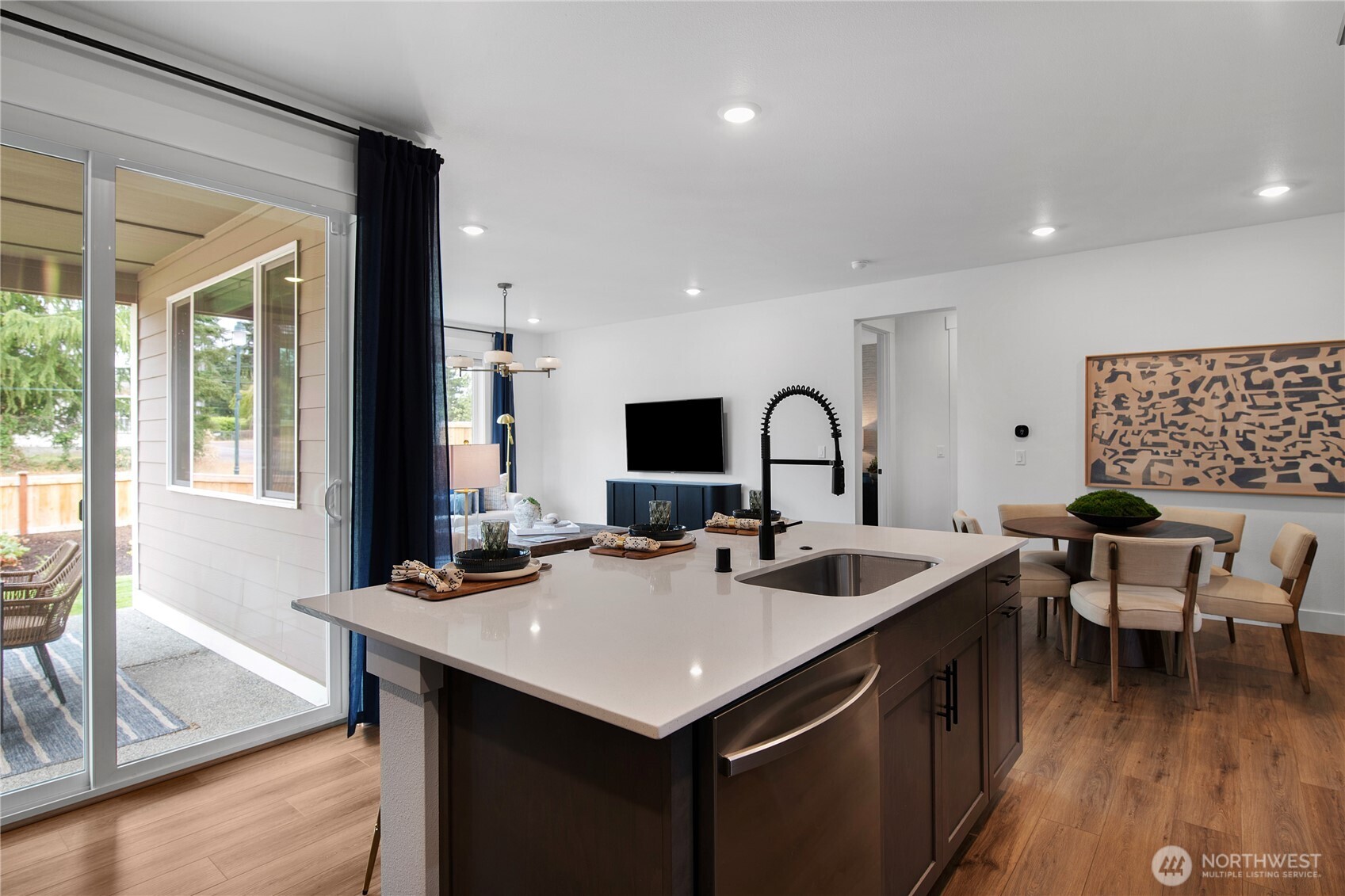 608 Sunbeam Place , Sequim, WA 98382