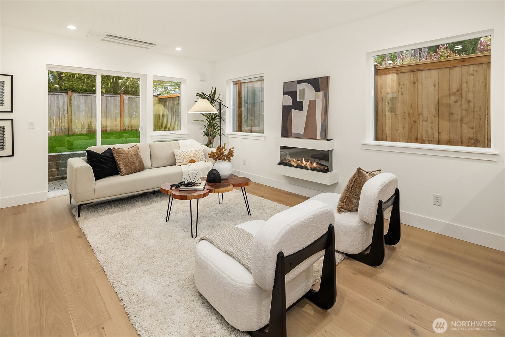 533 N 70th Street , Seattle, WA 98103