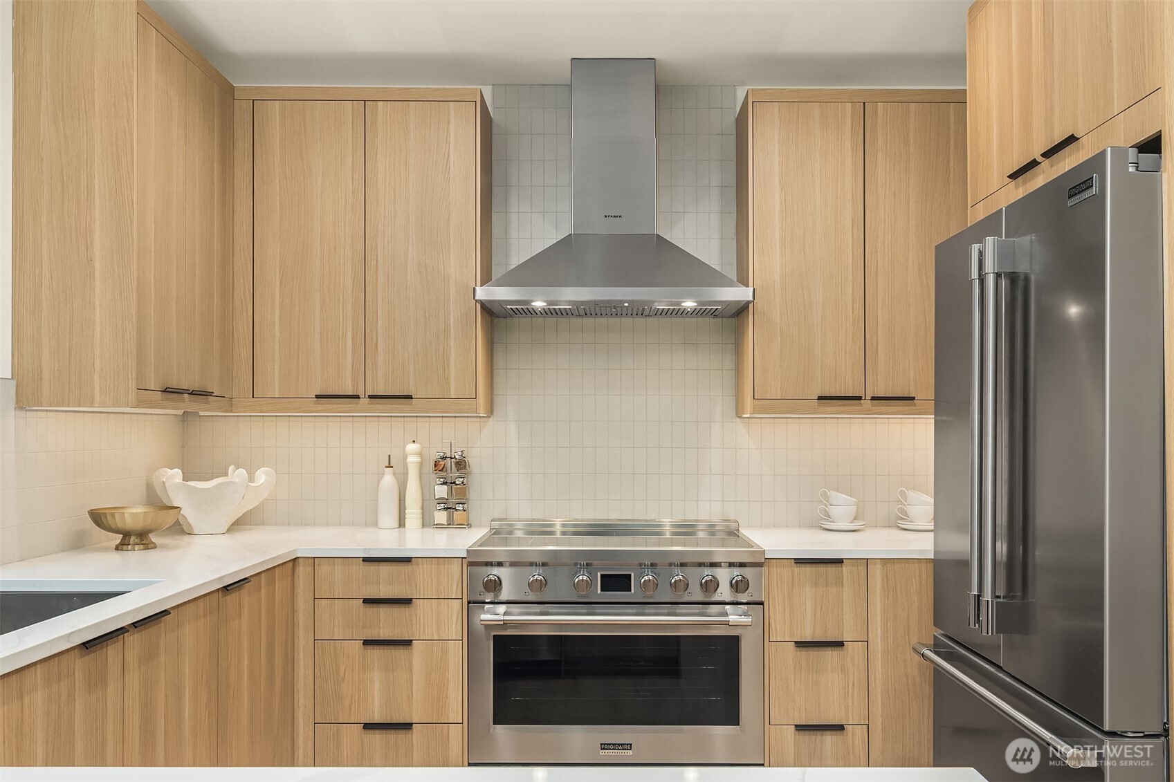 533 N 70th Street , Seattle, WA 98103