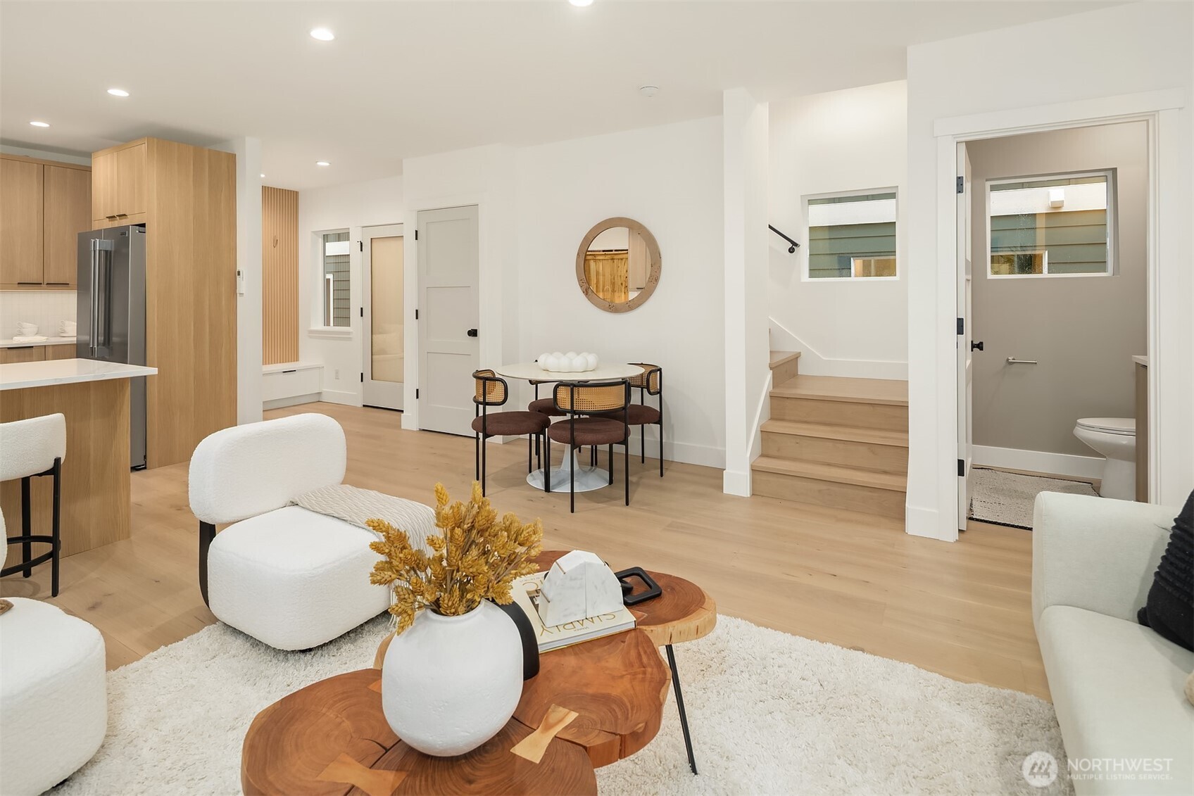 533 N 70th Street , Seattle, WA 98103