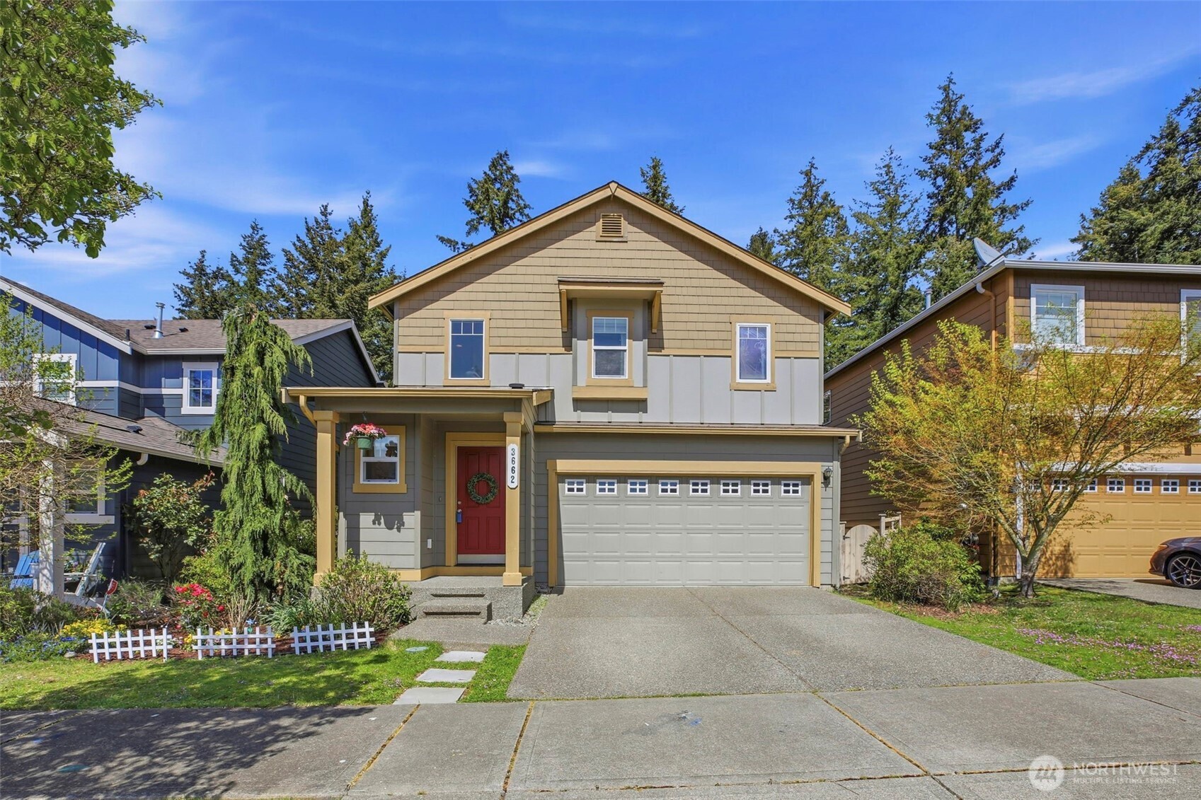 3662 London Loop NE, Lacey, WA 98516-6401