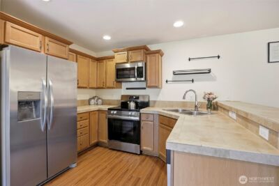 3662 London Loop NE, Lacey, WA 98516-6401 - Photo 17
