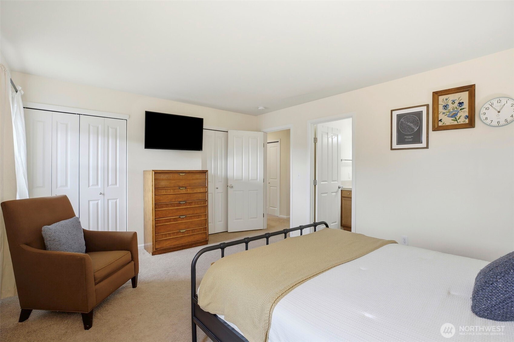 3662 London Loop NE, Lacey, WA 98516-6401