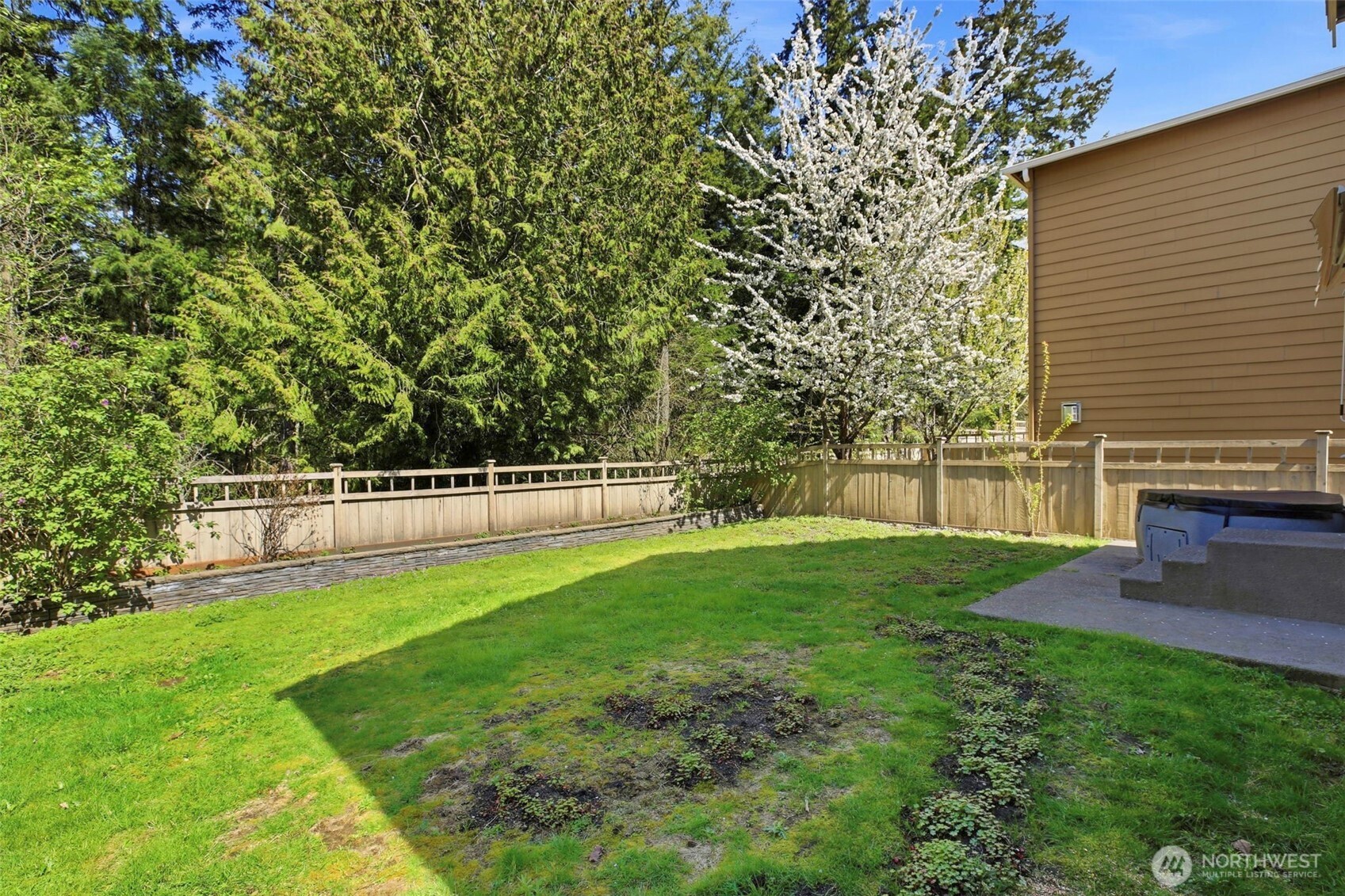 3662 London Loop NE, Lacey, WA 98516-6401