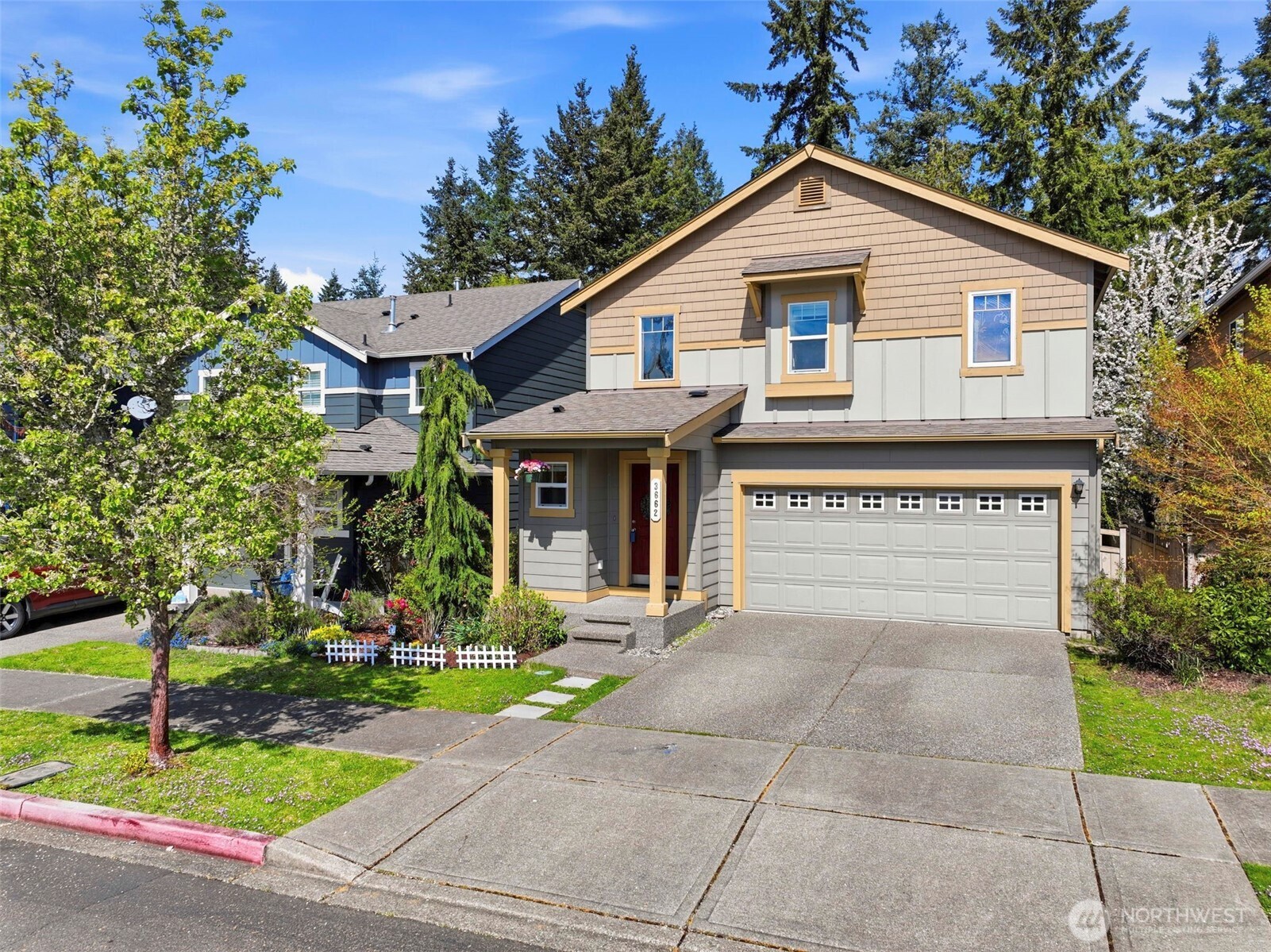 3662 London Loop NE, Lacey, WA 98516-6401