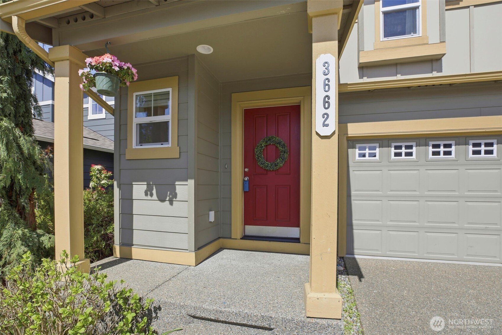 3662 London Loop NE, Lacey, WA 98516-6401