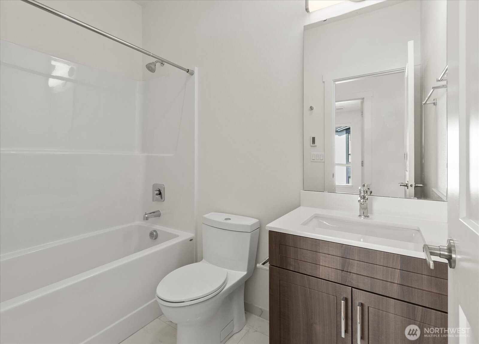 9632 NE 183rd Street #A, Bothell, WA 98011