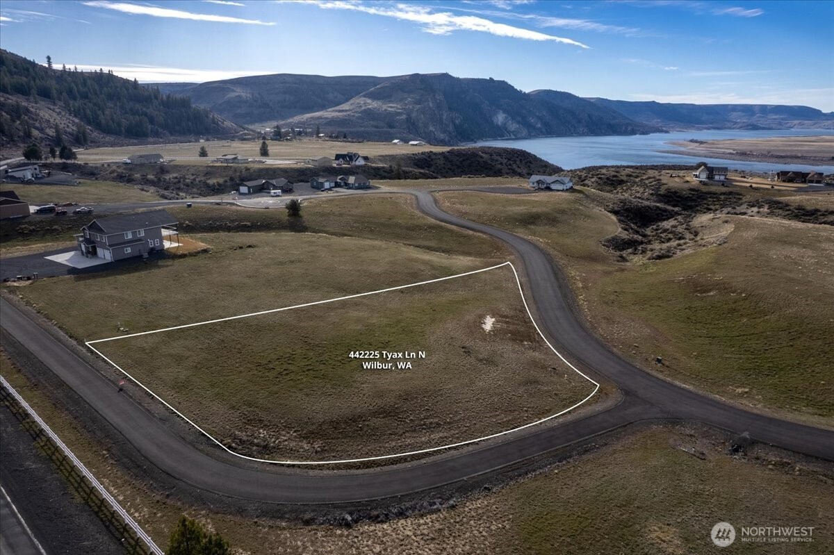 44225 Tyax Lane N, Wilbur, WA 99185