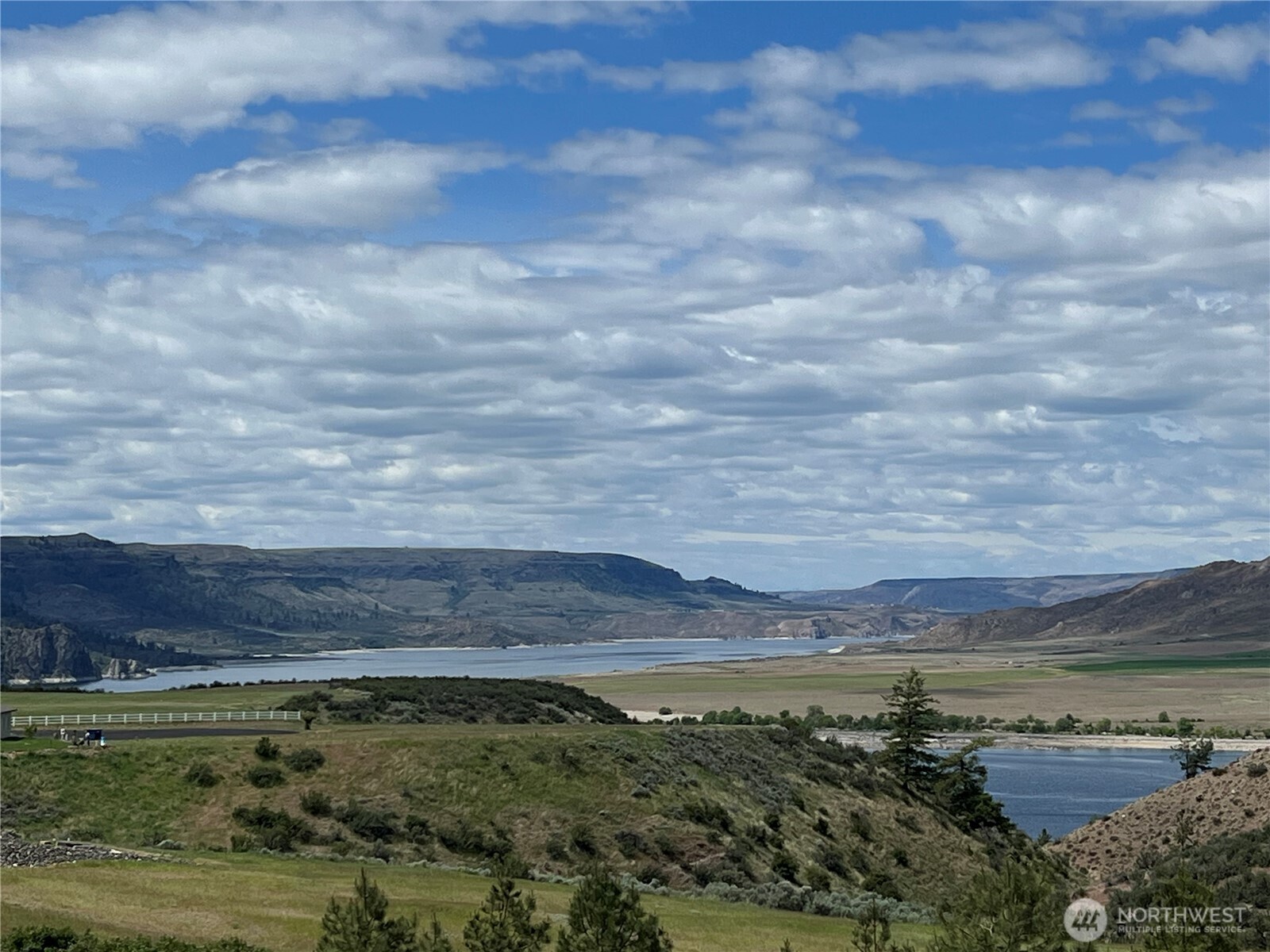 44225 Tyax Lane N, Wilbur, WA 99185