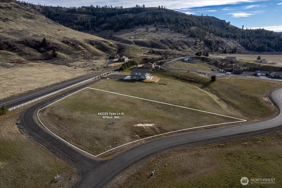 44225 Tyax Lane N, Wilbur, WA 99185