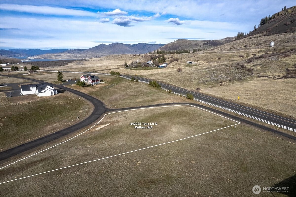 44225 Tyax Lane N, Wilbur, WA 99185