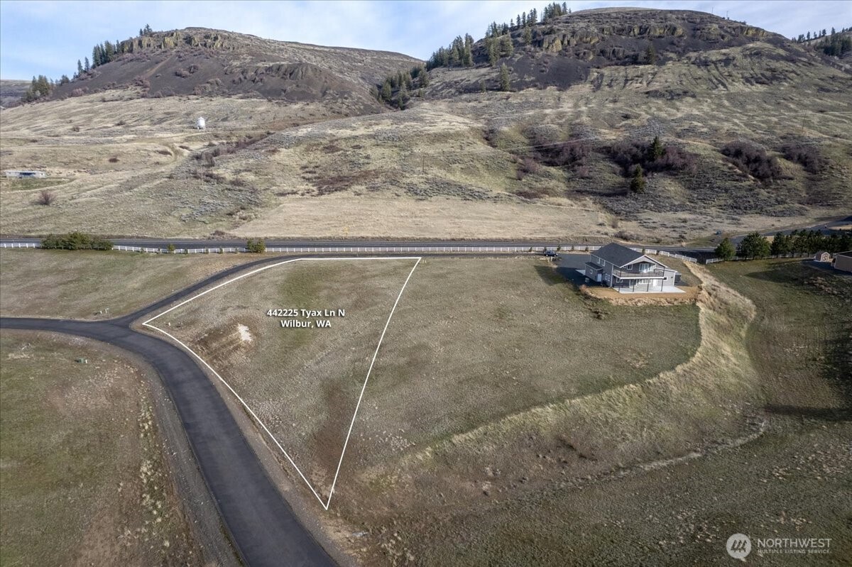 44225 Tyax Lane N, Wilbur, WA 99185
