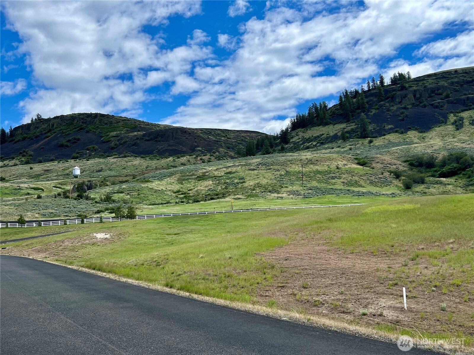 44225 Tyax Lane N, Wilbur, WA 99185