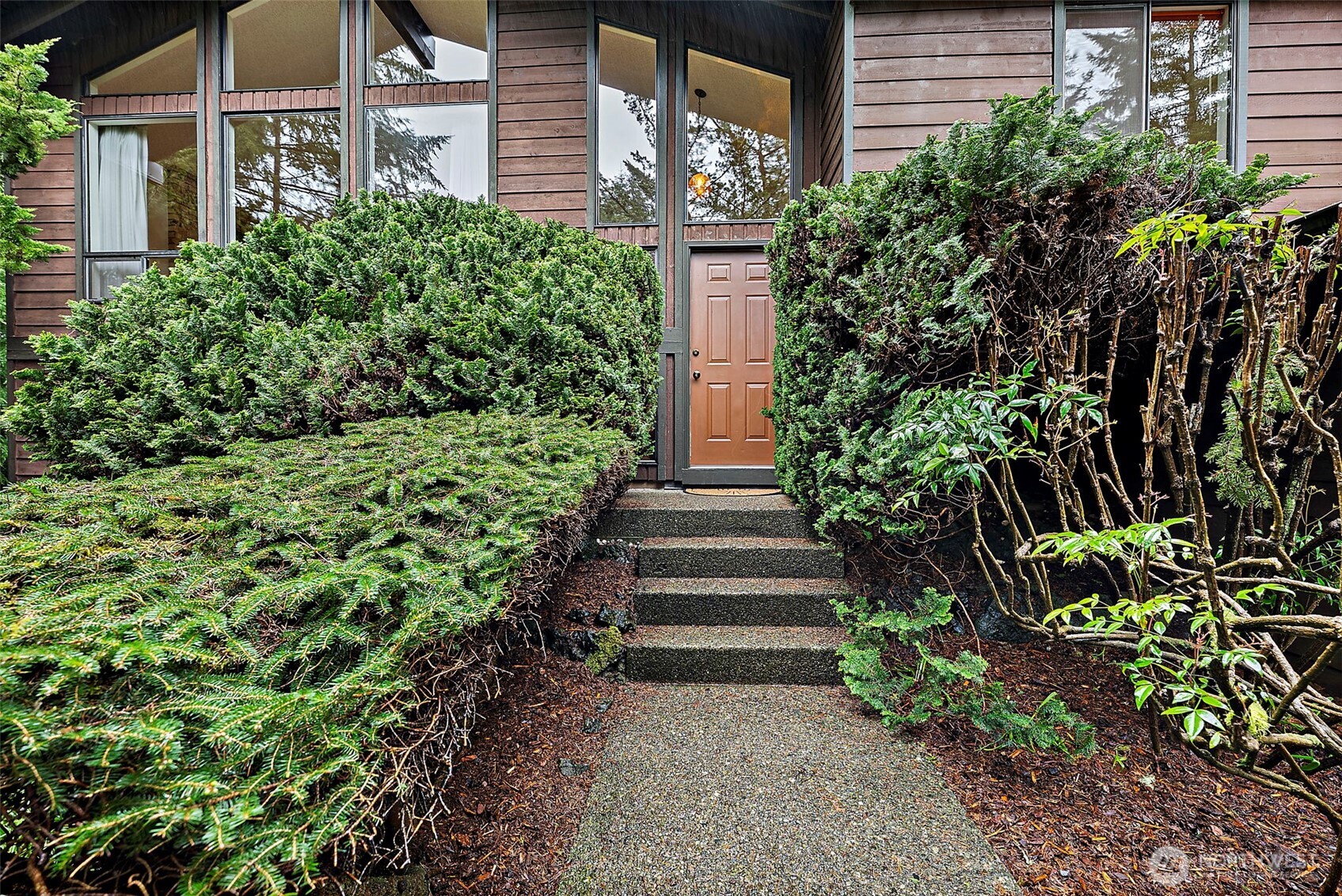 1795 SE Auburn Street , Port Orchard, WA 98367