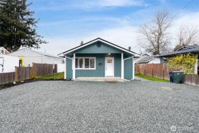 944 Fidalgo Street , Sedro Woolley, WA 98284 - Photo 2
