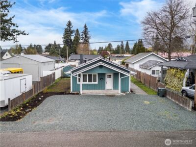 944 Fidalgo Street , Sedro Woolley, WA 98284 - Photo 3