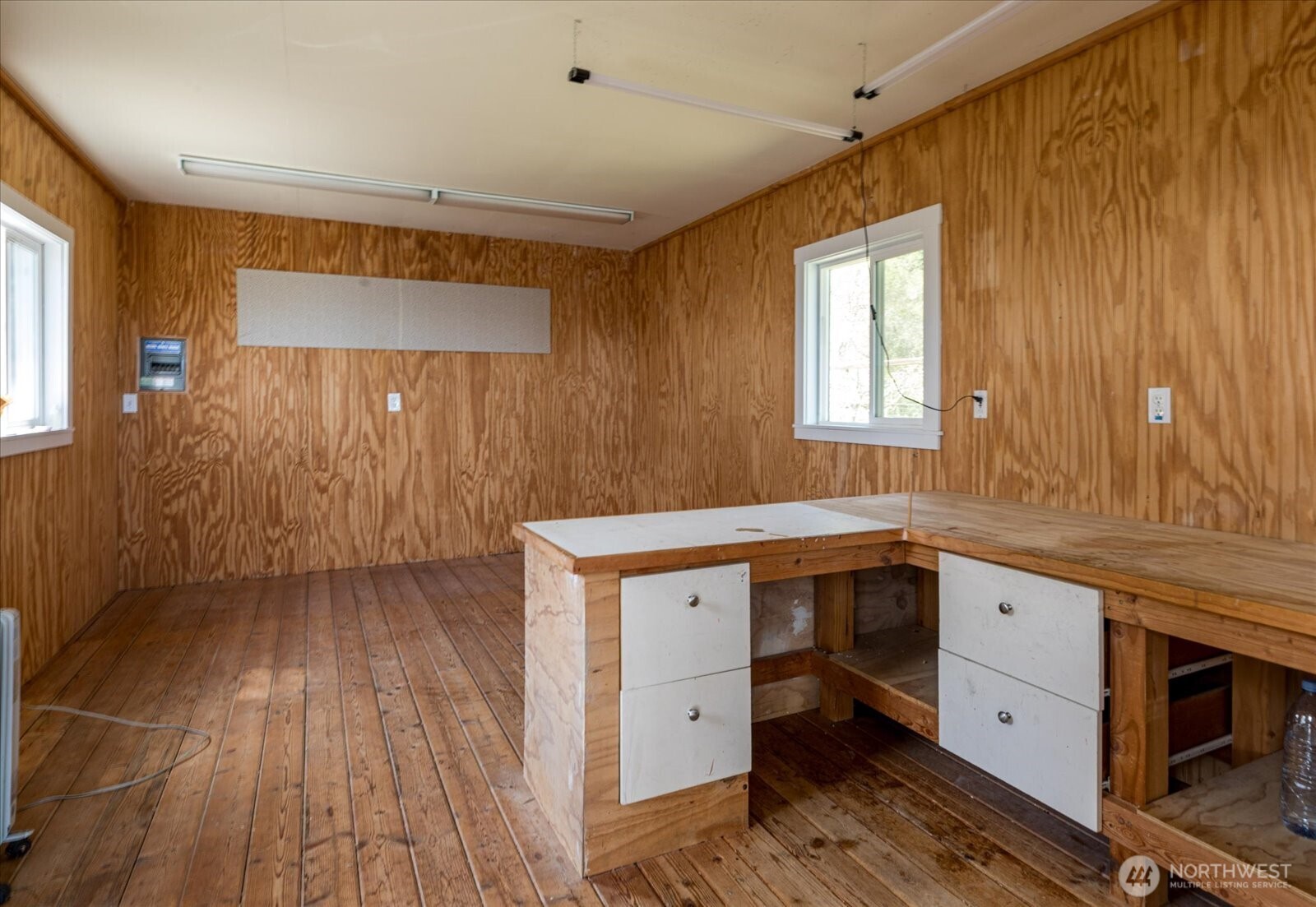 1202 NE Burnham Place , Coupeville, WA 98239