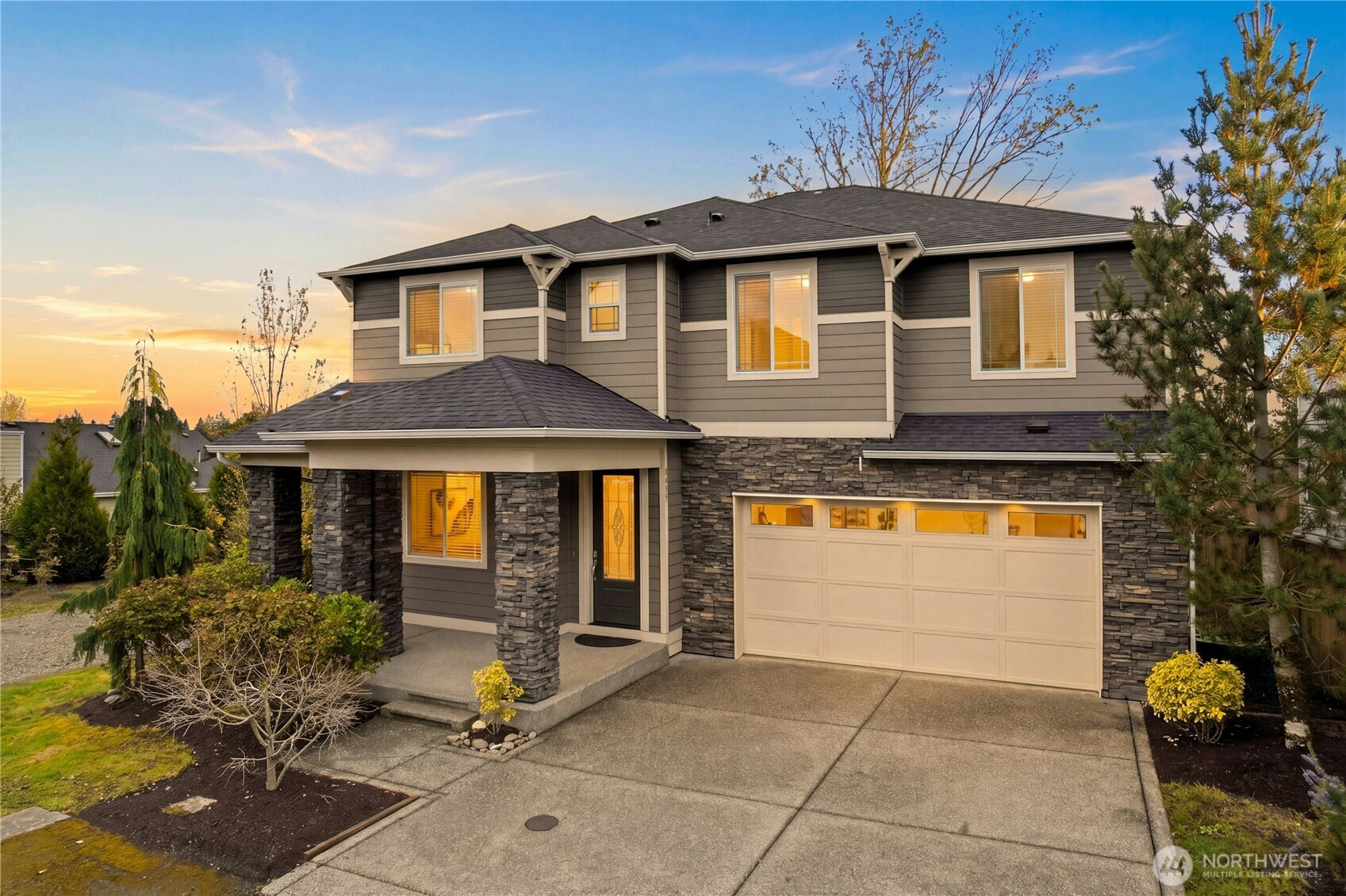 8435 NE 146th Street , Kenmore, WA 98028
