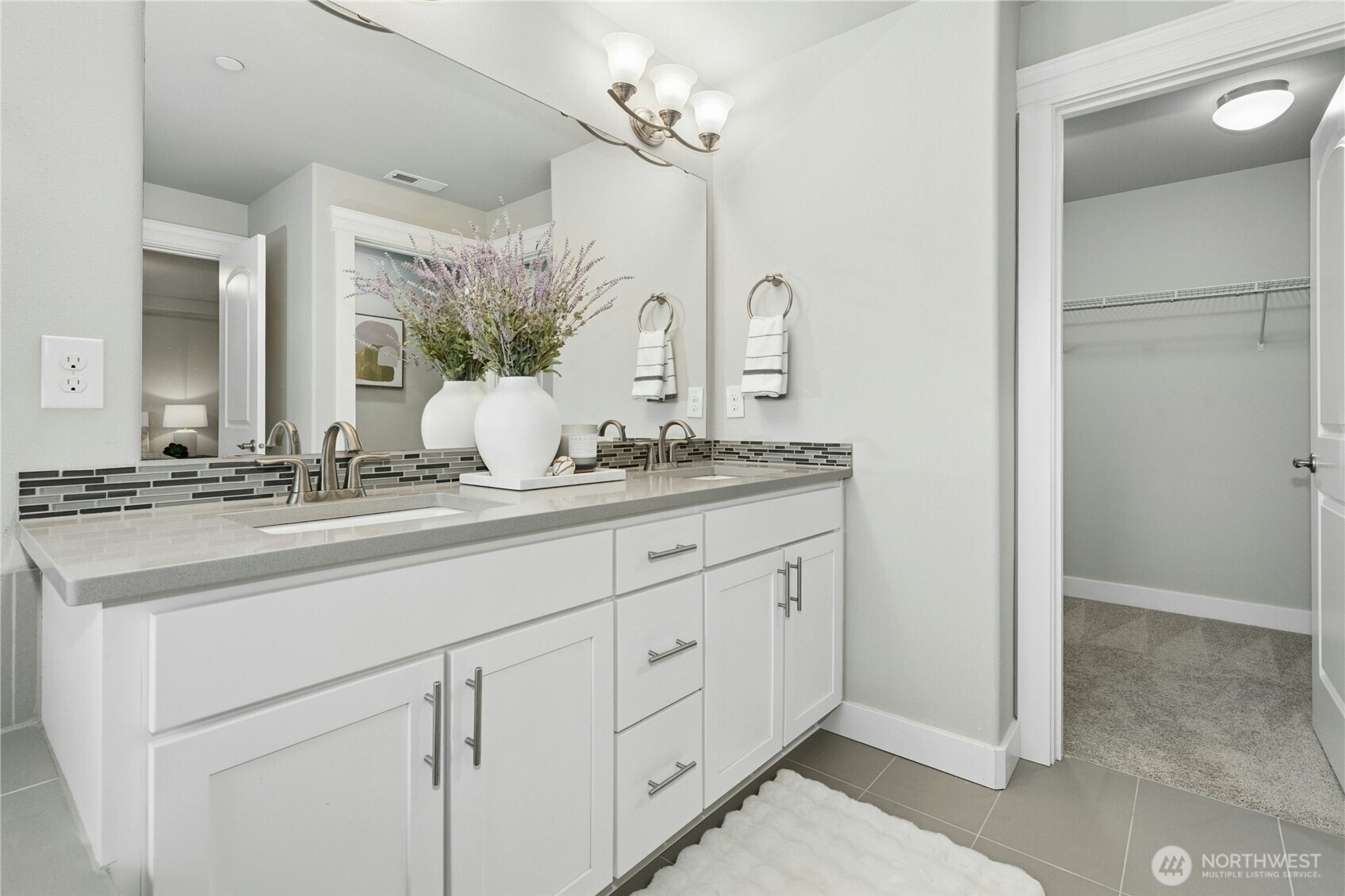 8435 NE 146th Street , Kenmore, WA 98028