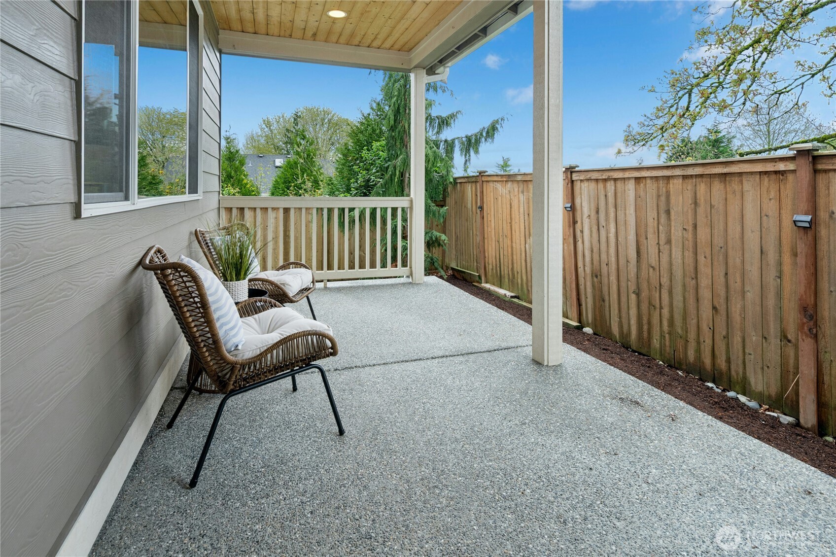 8435 NE 146th Street , Kenmore, WA 98028