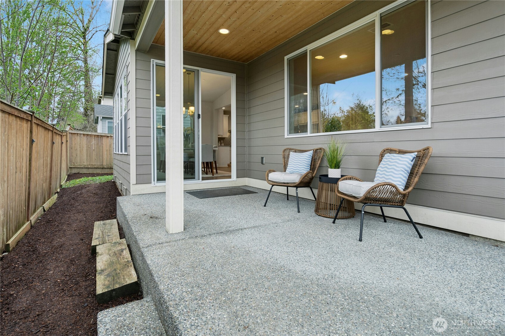 8435 NE 146th Street , Kenmore, WA 98028