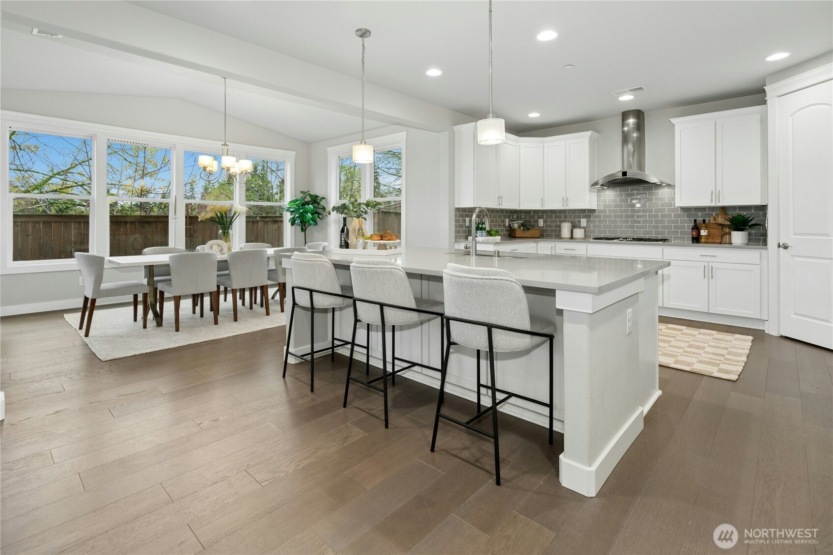 8435 NE 146th Street , Kenmore, WA 98028