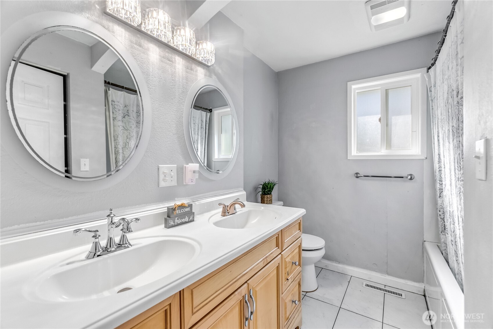2457 Rocky Point Road NW, Bremerton, WA 98312